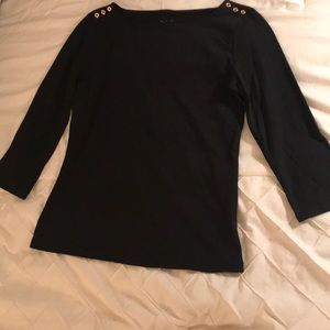 Black quarter sleeve